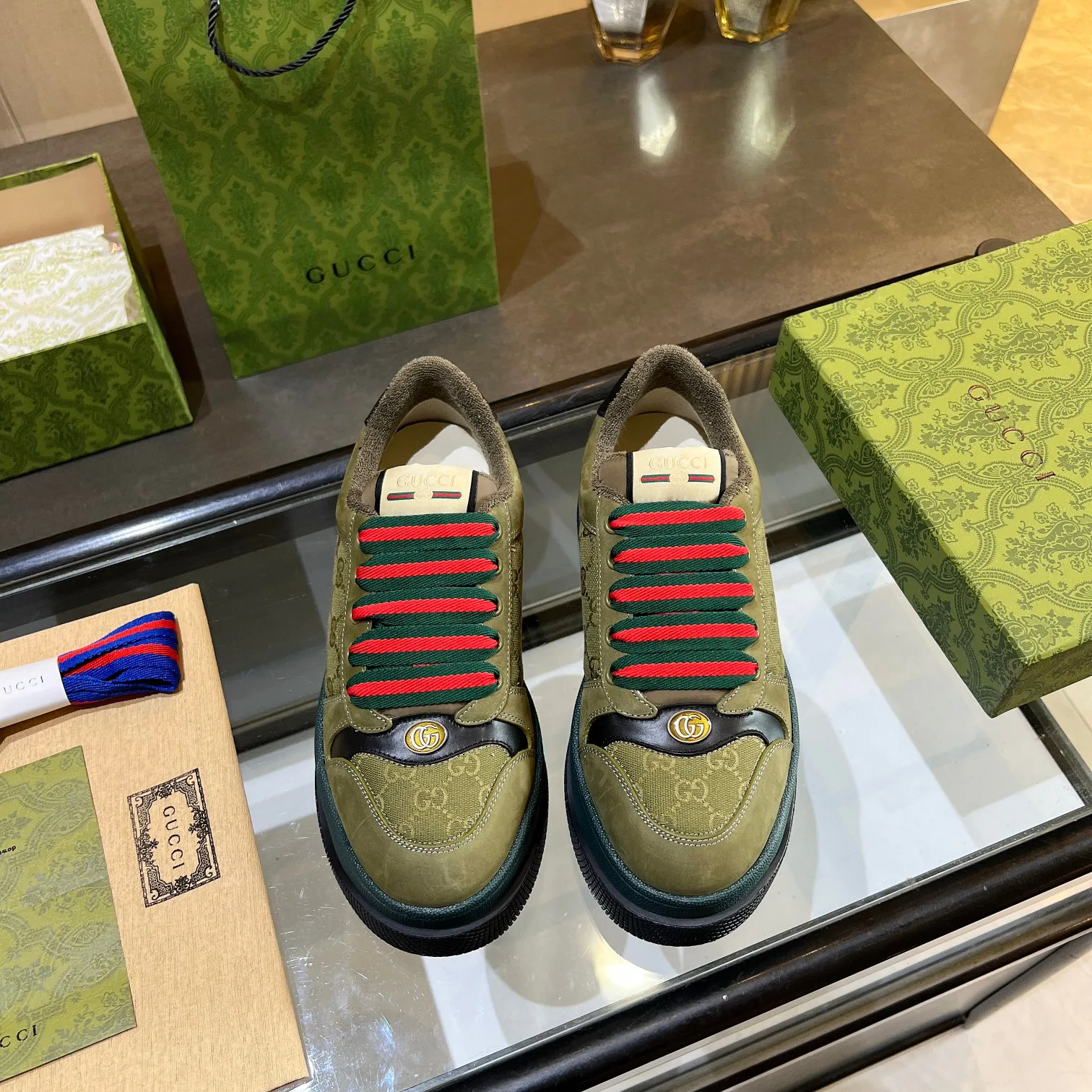 Women's Sneakers GUCCI 17955439