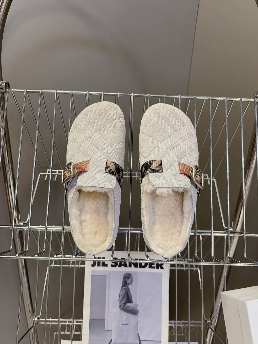 Women's Mules And Clogs BURBERRY 18092318