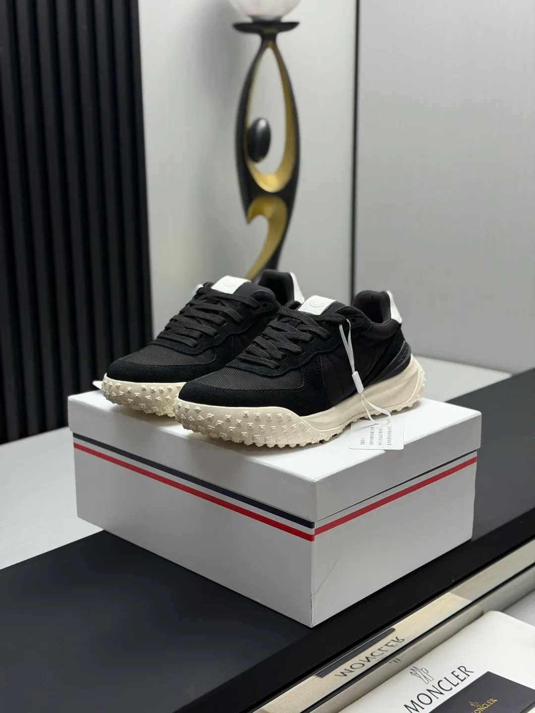 Кроссовки Мужские Moncler 18677604
