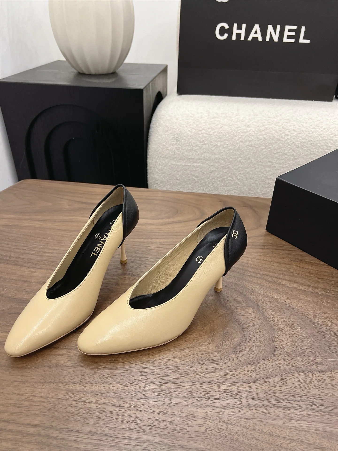 Women's Heels CHANEL 17804826