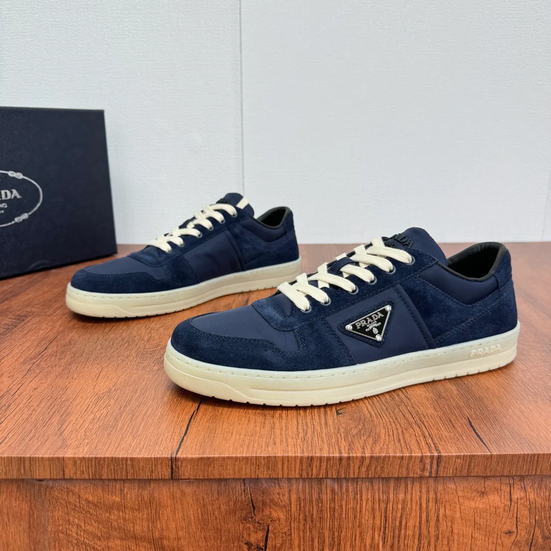 Кроссовки Мужские Prada 18633564