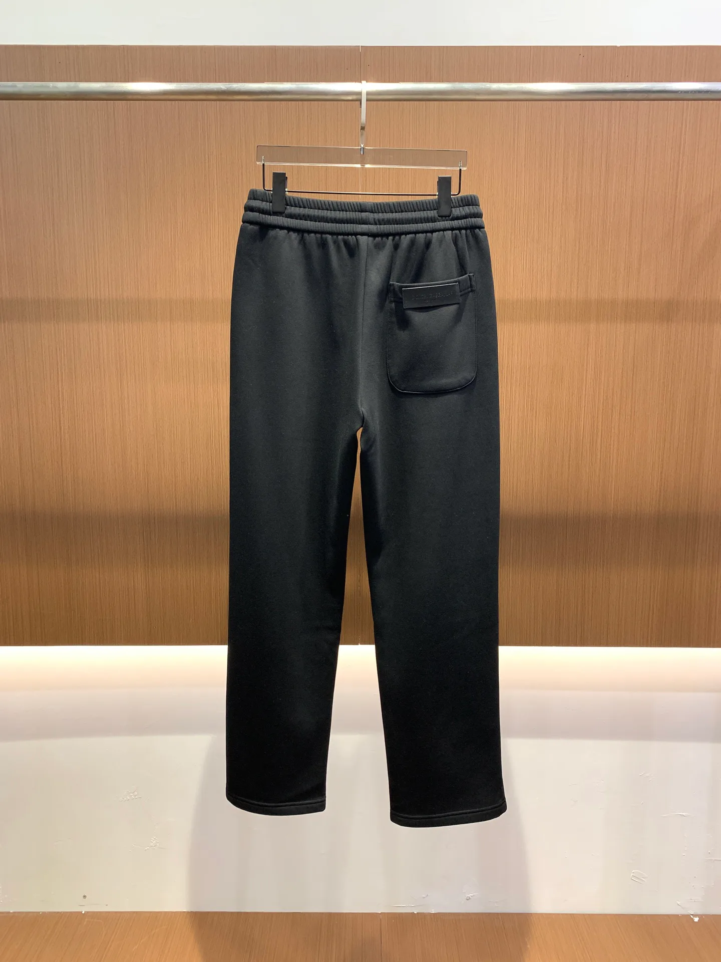 Men's Trousers DOLCE & GABBANA 18098481