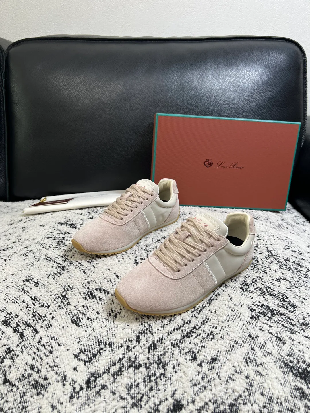 Women's Sneakers LORO PIANA 17715971