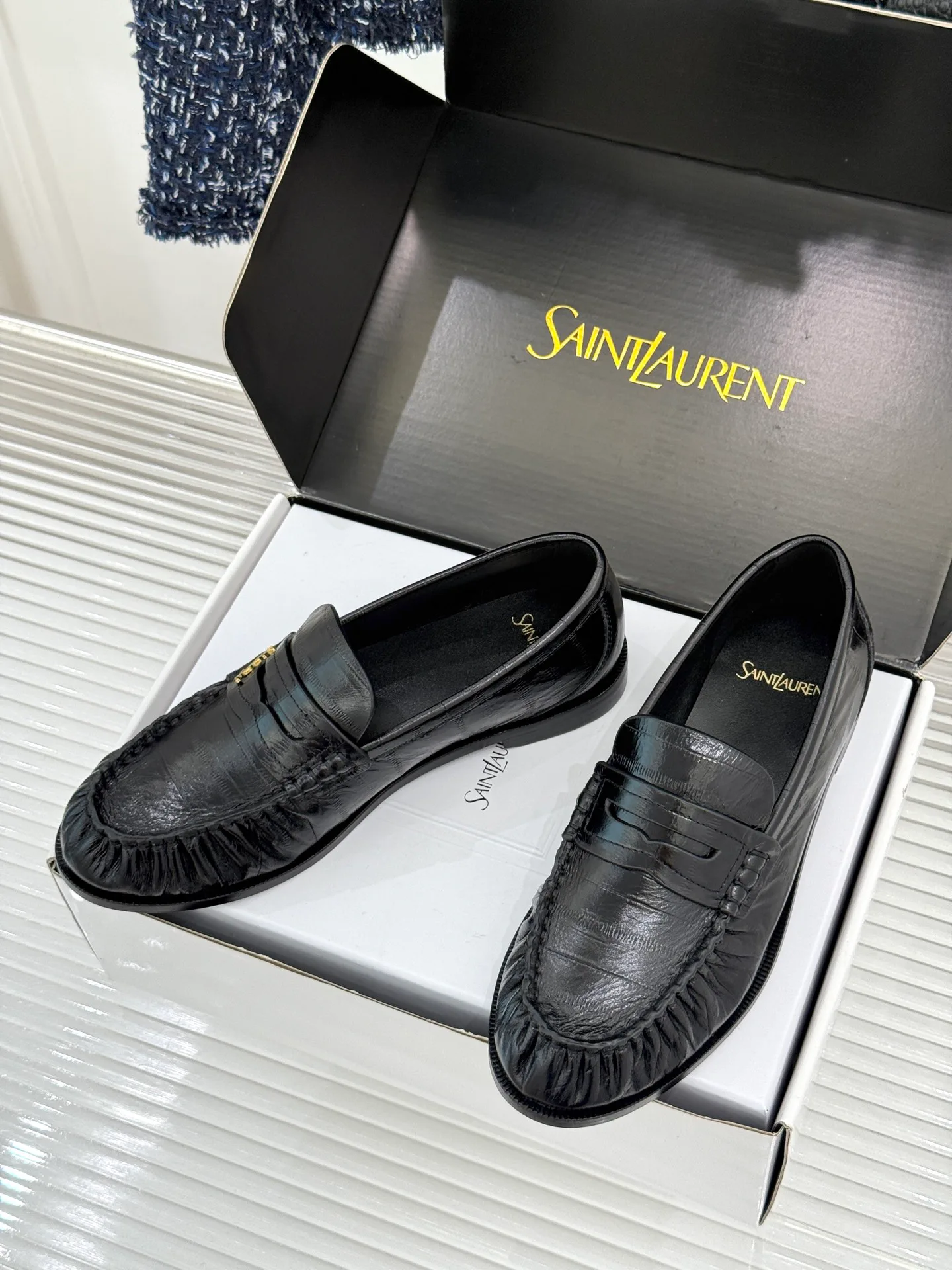 Women's Loafers And Moccasins SAINT LAURENT 17514978