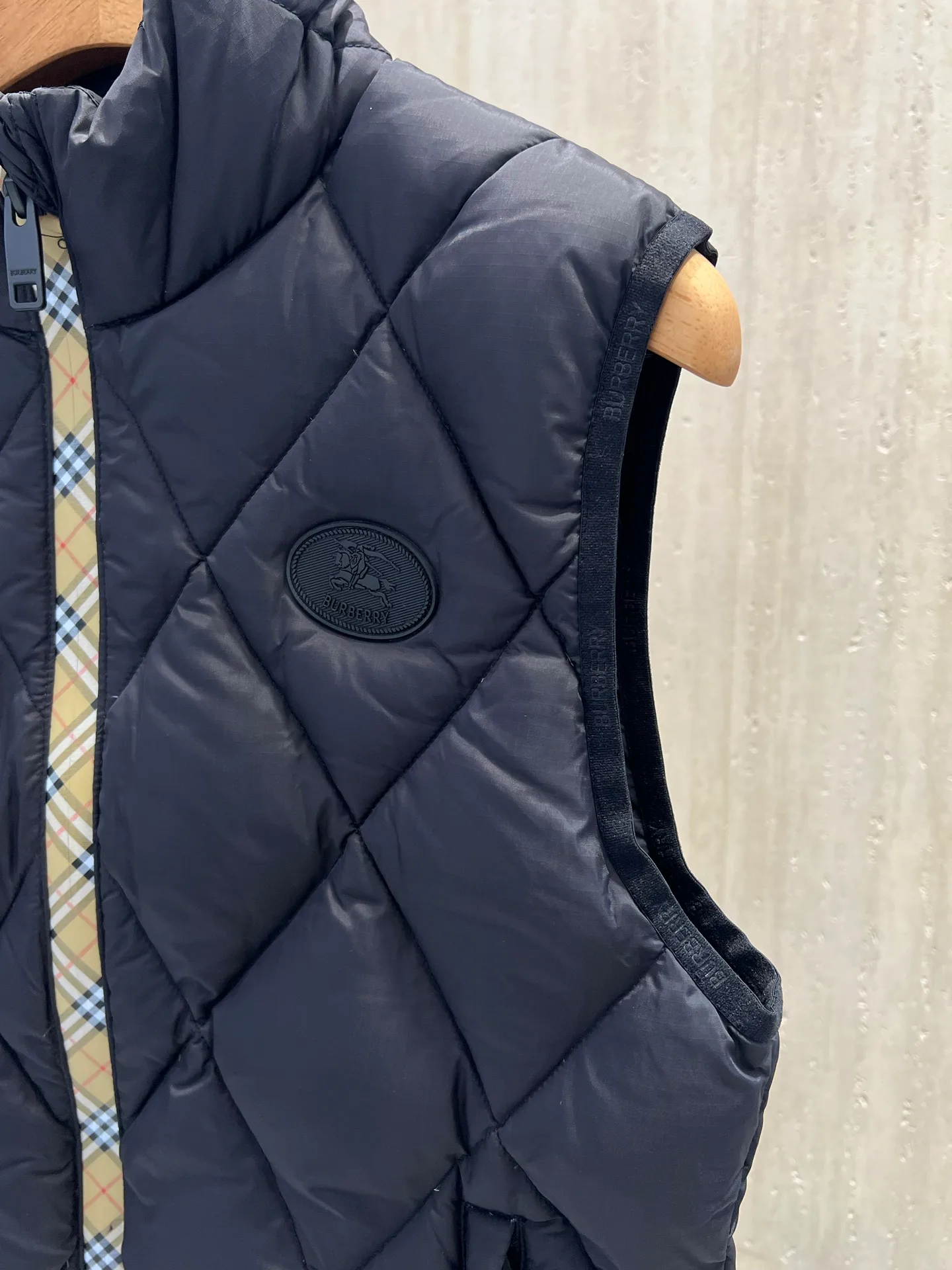 Men's Vests BURBERRY 18231676
