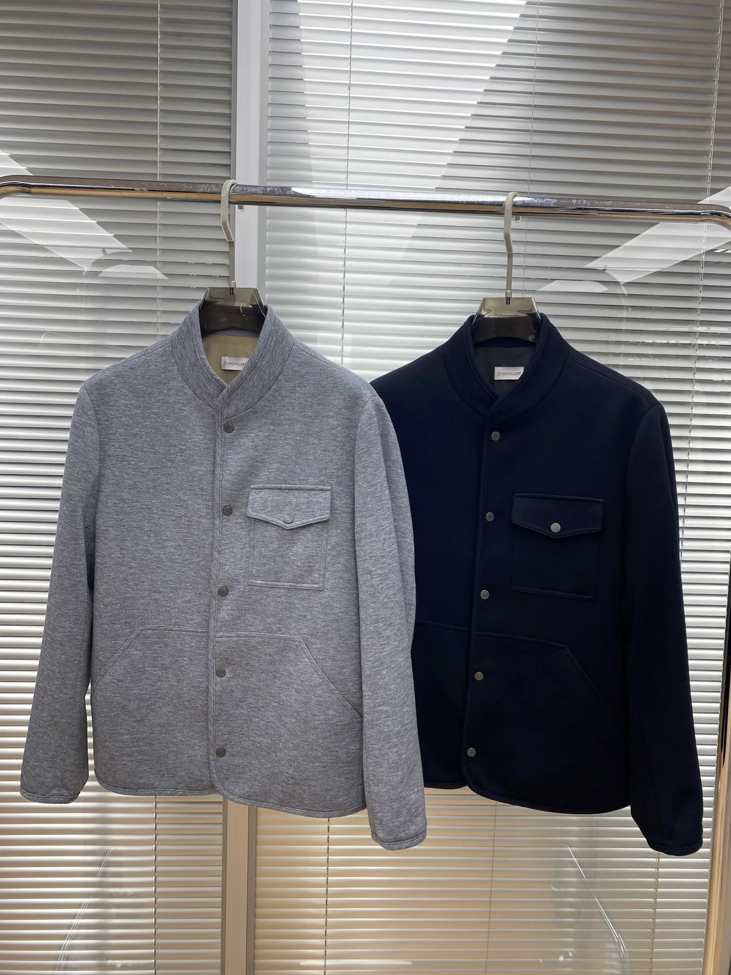 Men's Jackets And Down Jackets MONCLER 17908224