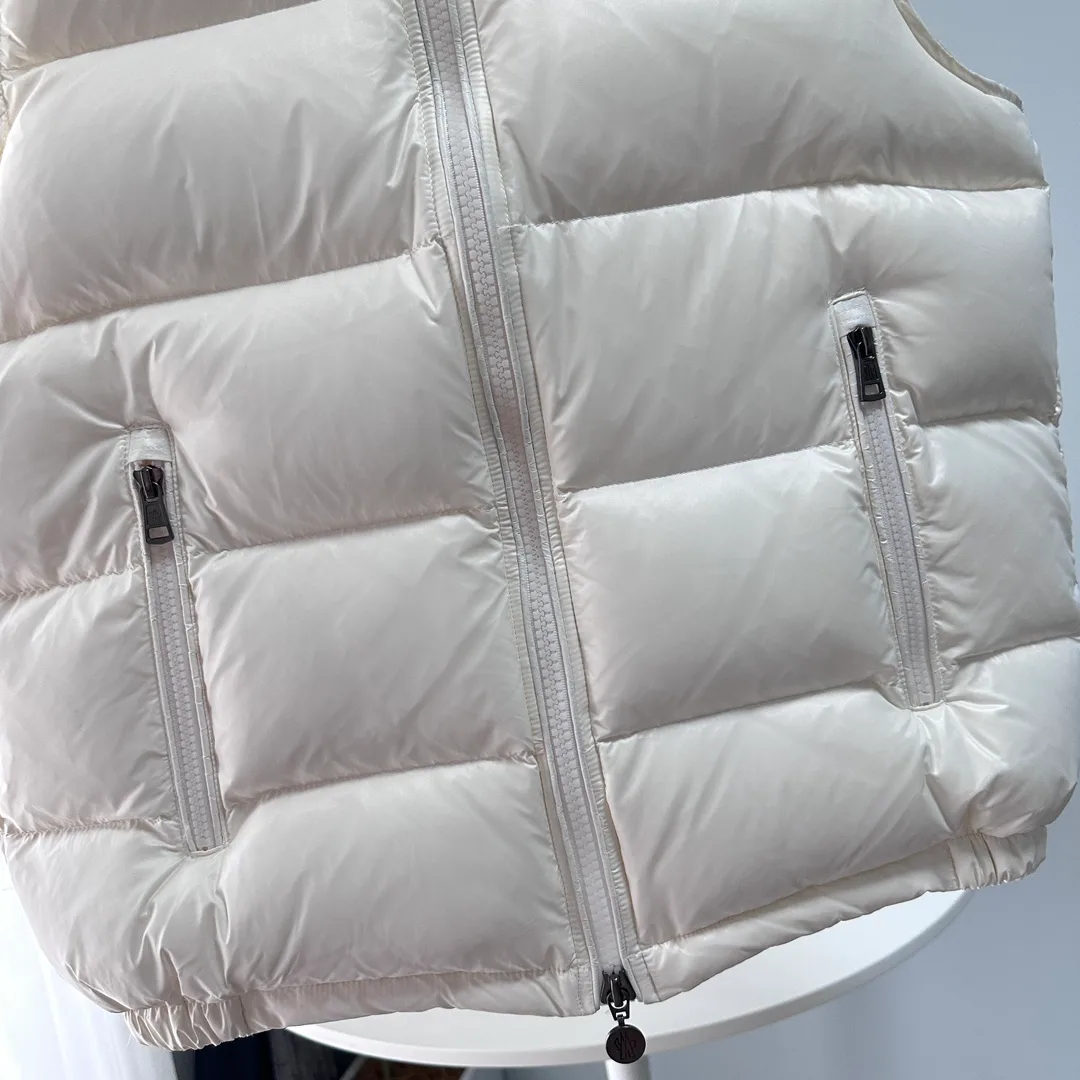 Women's Jackets And Down Jackets MONCLER 18129813
