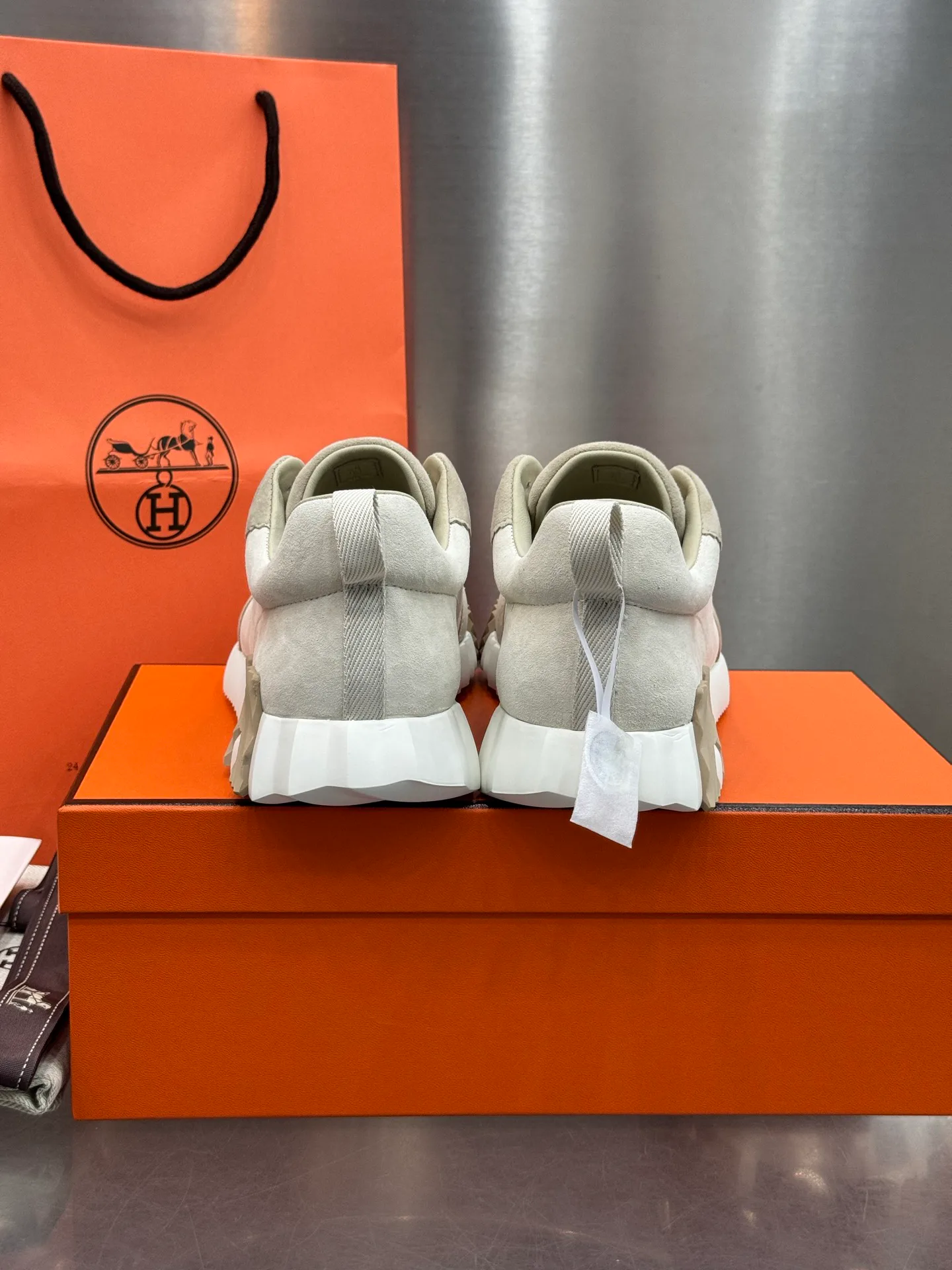 Women's Sneakers HERMES 17811479