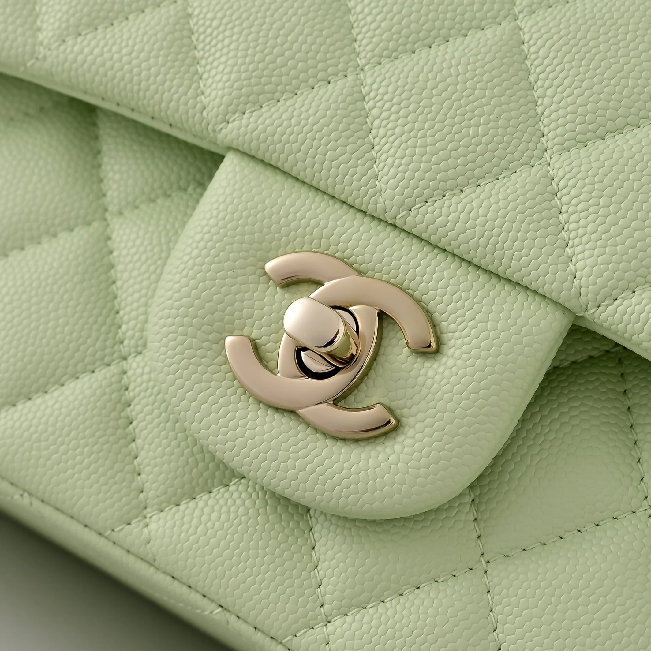 Women's Classic Handbags CHANEL 18147973