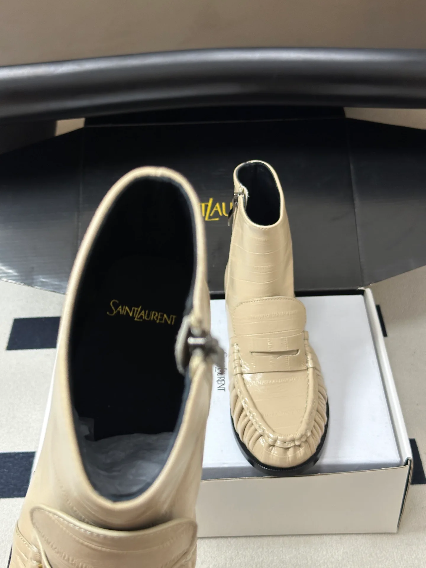 Women's Booties SAINT LAURENT 18340997