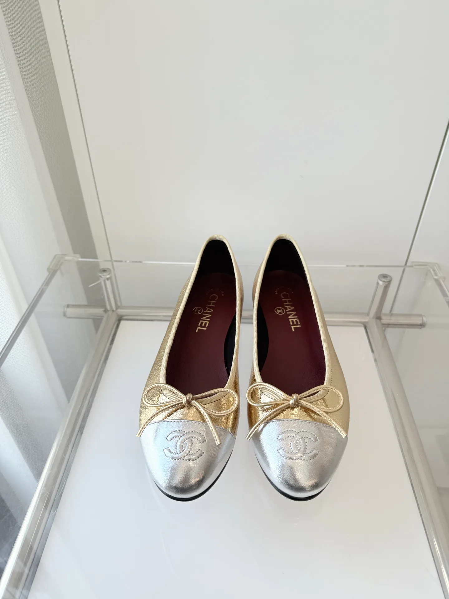 Women's Ballet Flats CHANEL 18120821