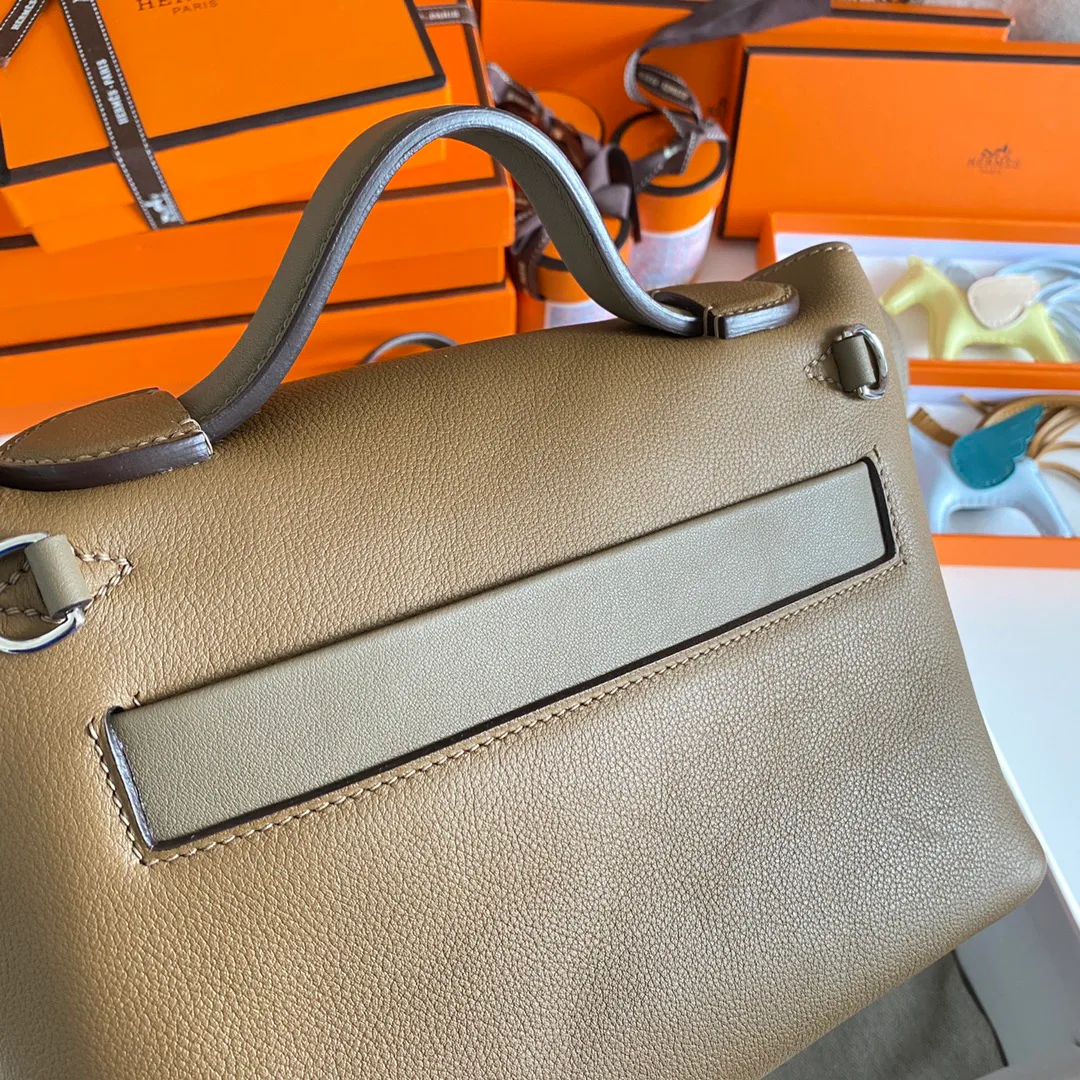 Women's Classic Handbags HERMES 18394704