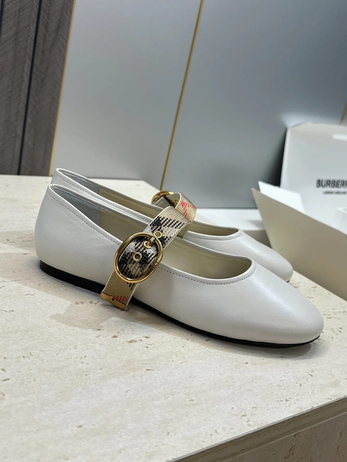 Women's Ballet Flats BURBERRY 18508236