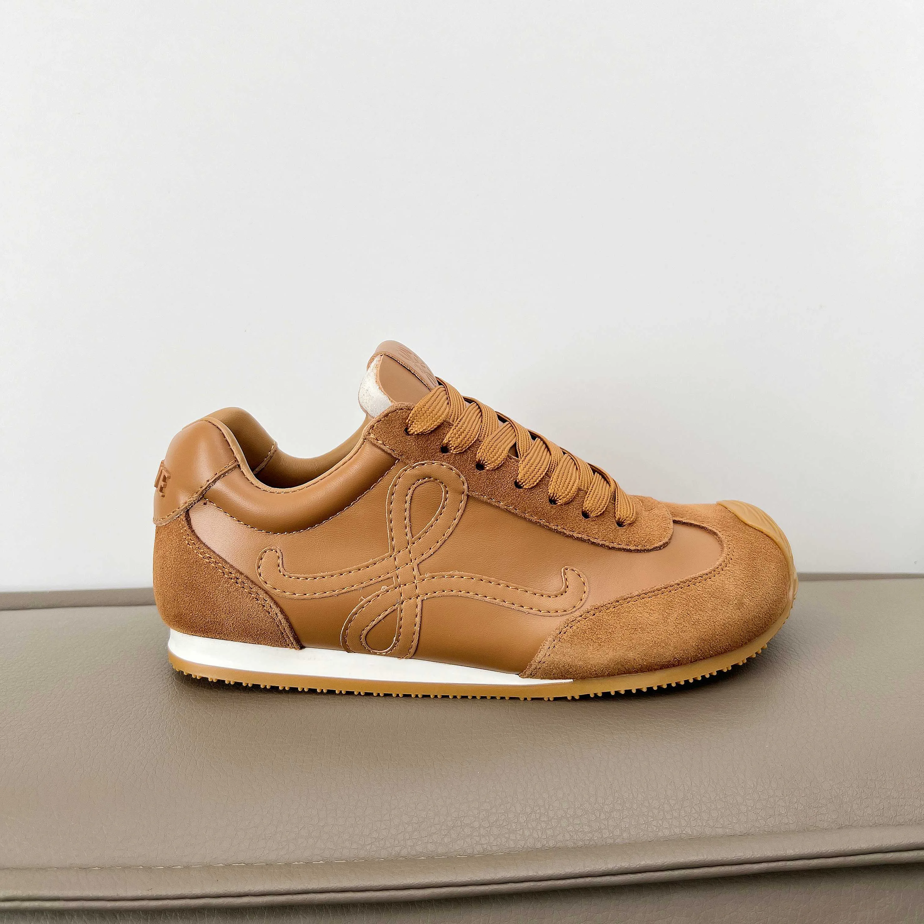 Women's Sneakers LOEWE 18011182
