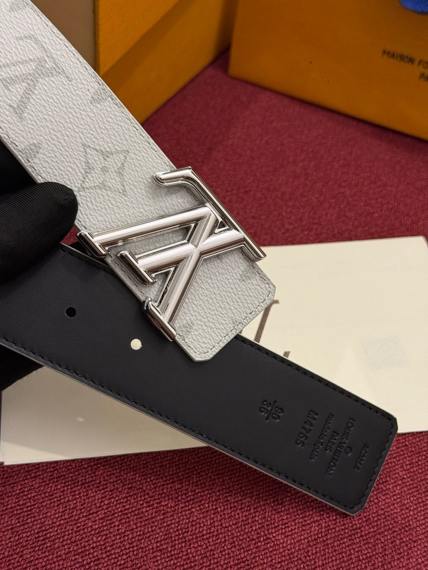 Belts LOUIS VUITTON 17623382