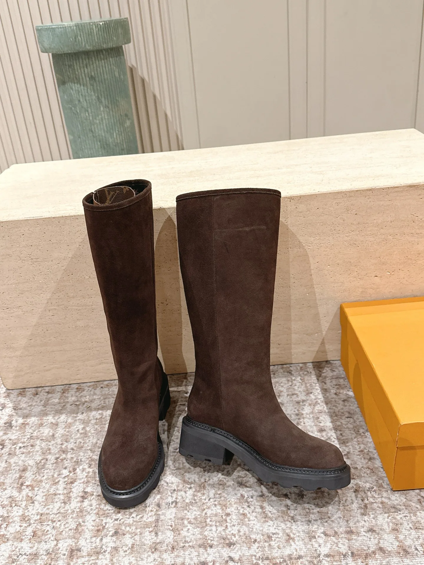 Women's Boots LOUIS VUITTON 18397753
