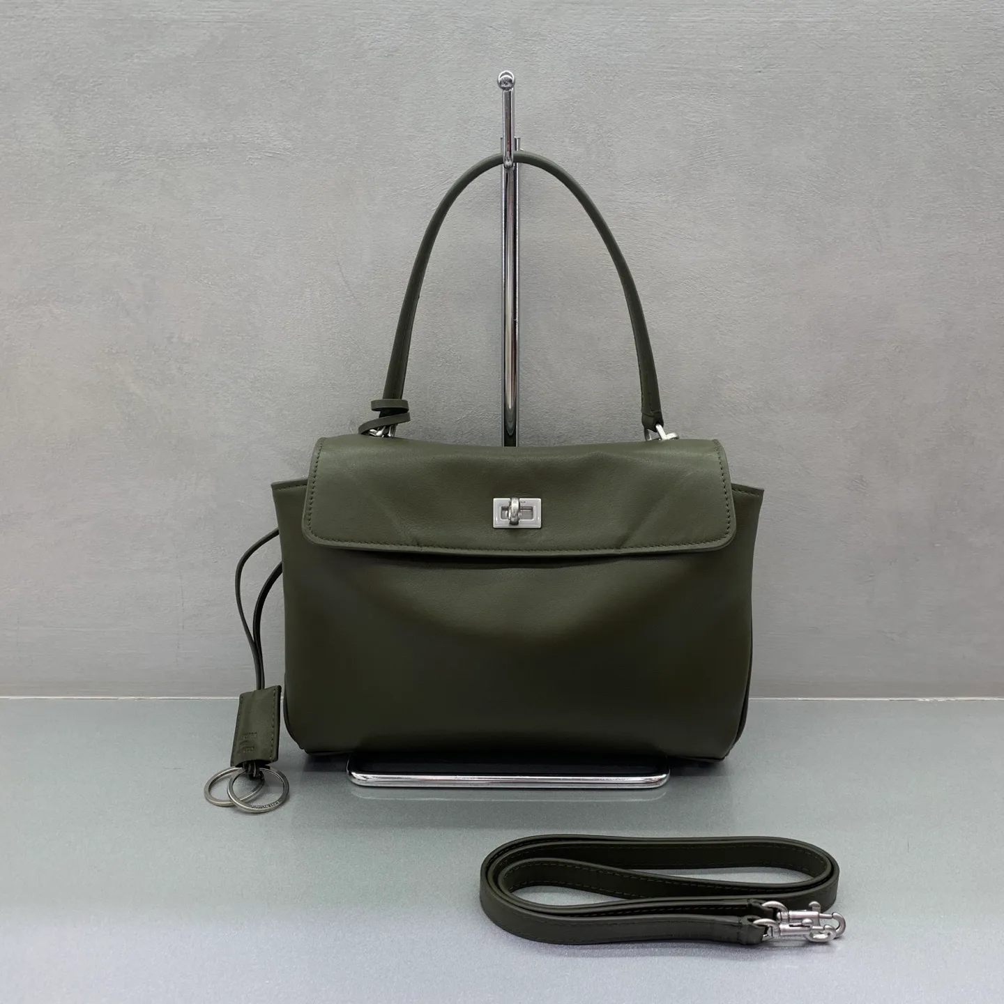 Women's Classic Handbags BALENCIAGA 18136512