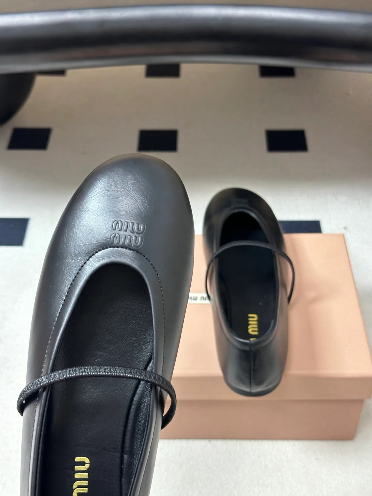 Women's Ballet Flats MIU MIU 17338397