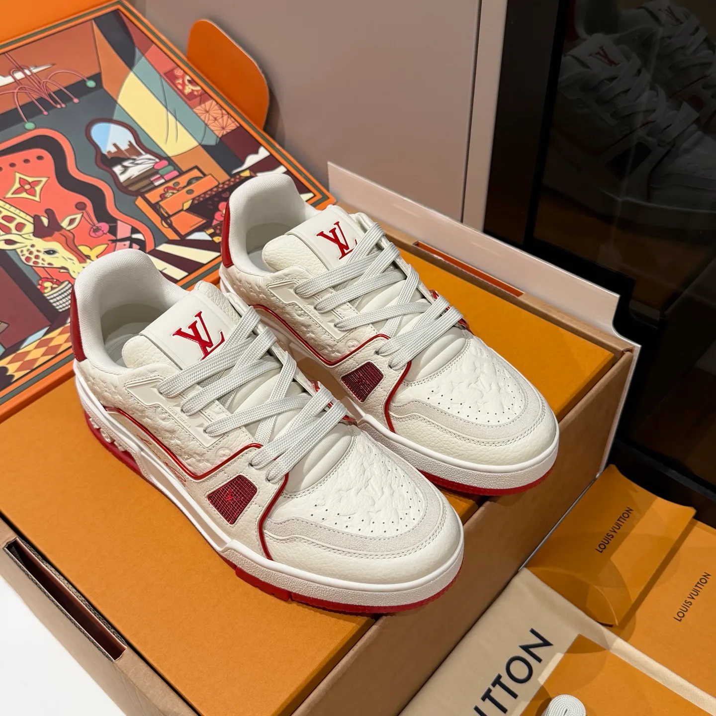 Men's Sneakers LOUIS VUITTON 18121552