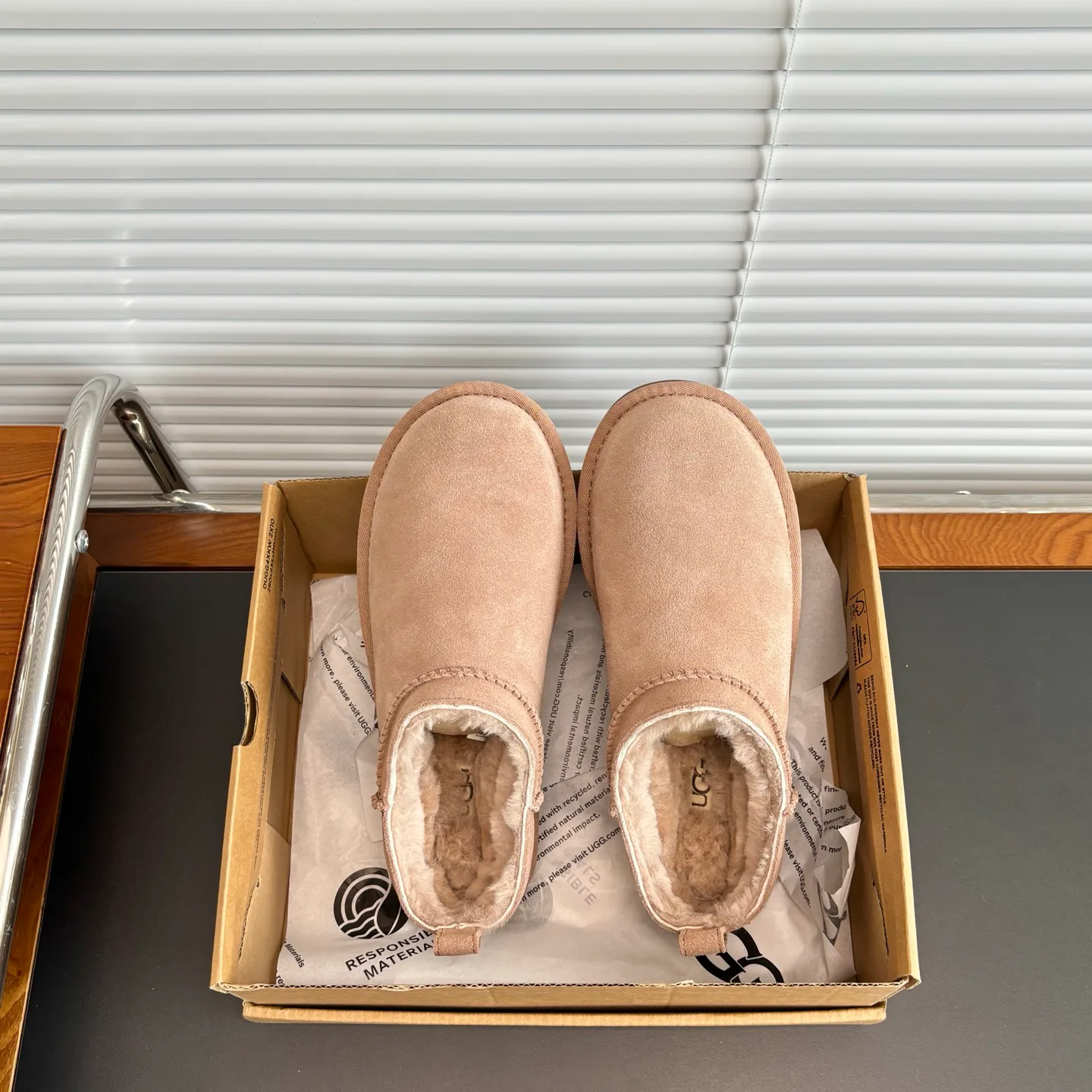 Women's Ugg Boots UGG 18286292