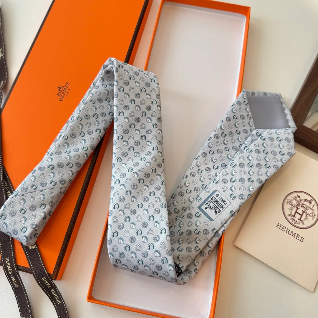 Silk Scarves HERMES 17448509