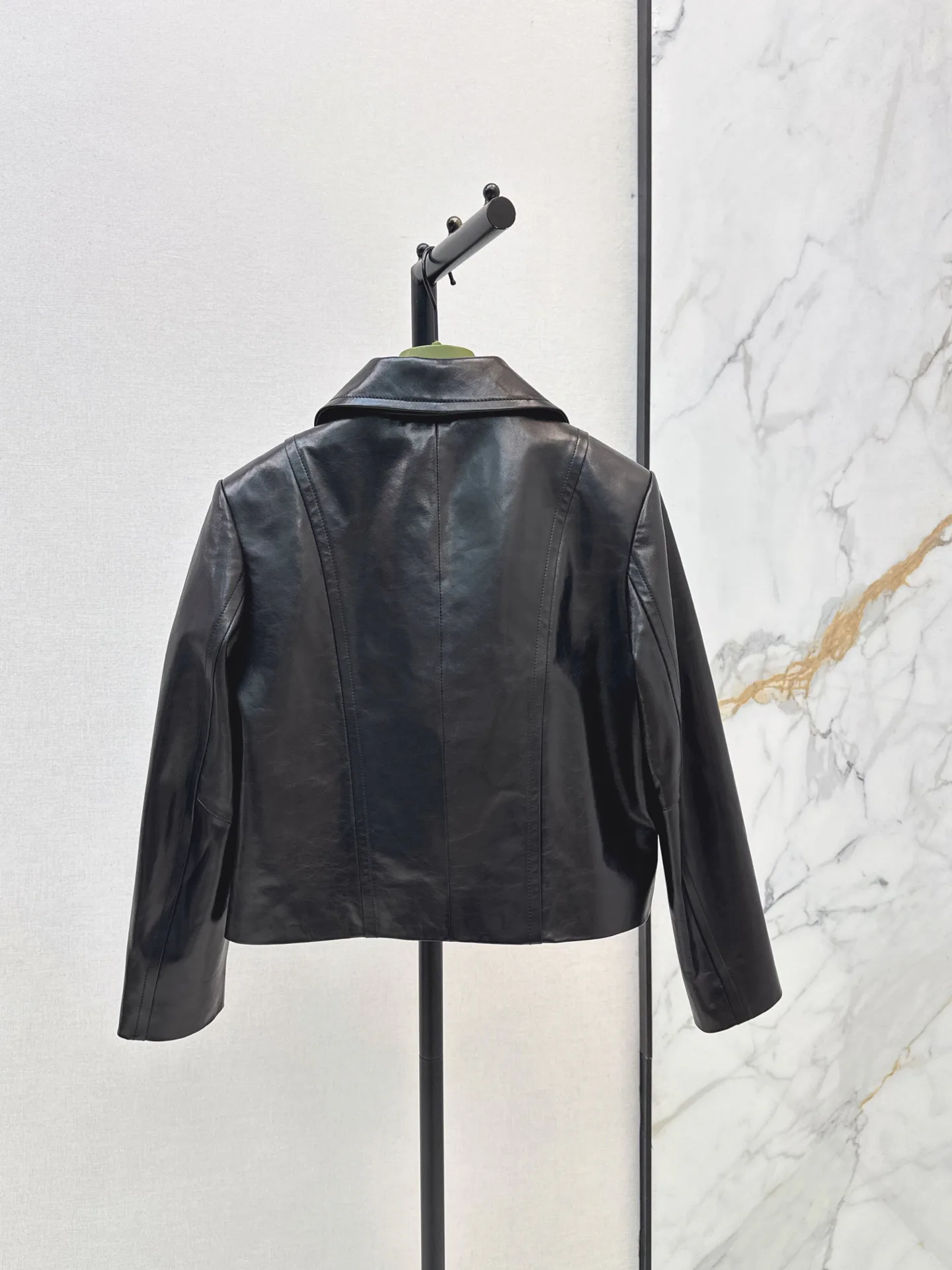 Women's Leather Jackets And Sheepskin Coats GUCCI 17651724