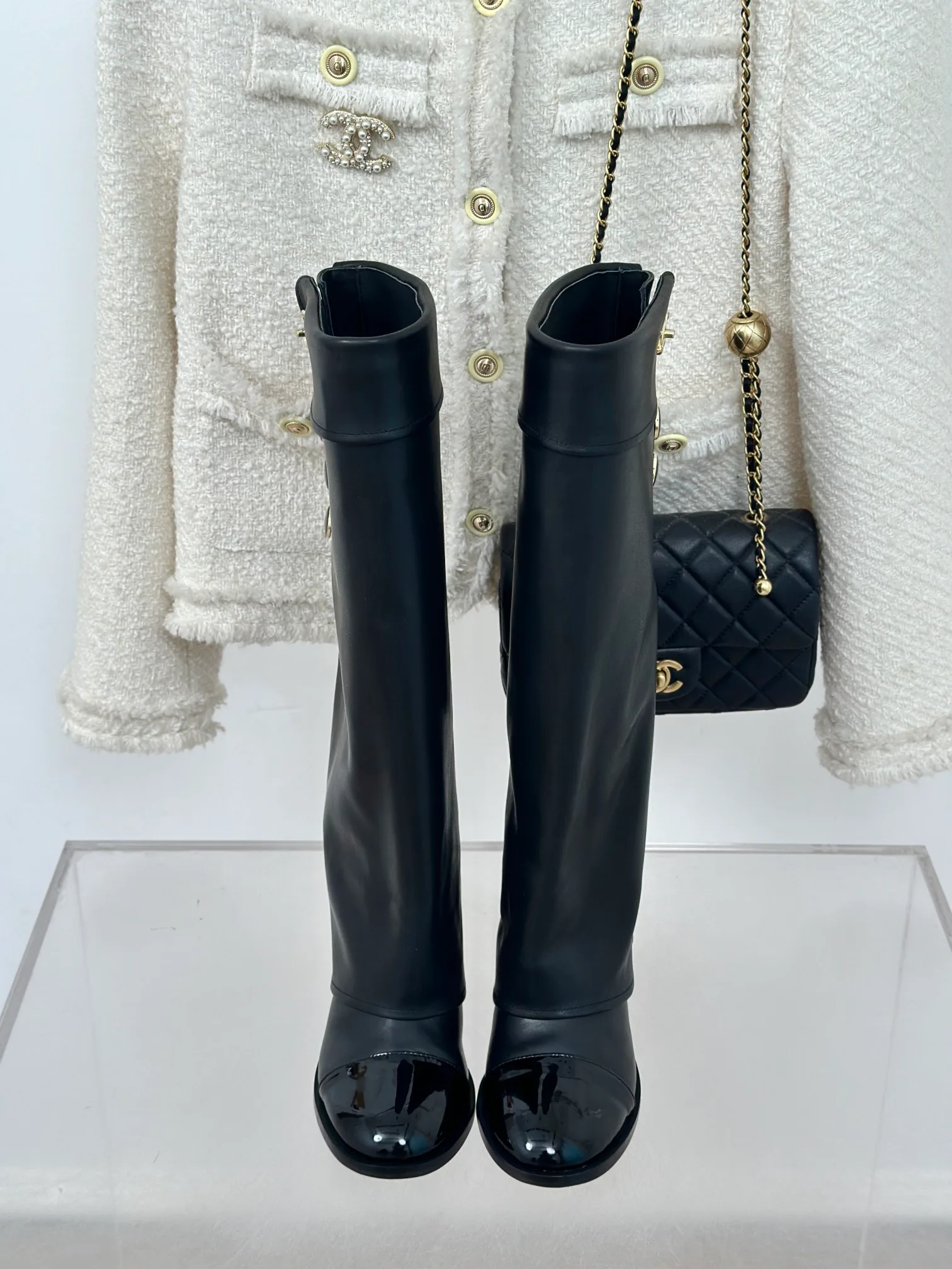 Women's Boots CHANEL 18154387