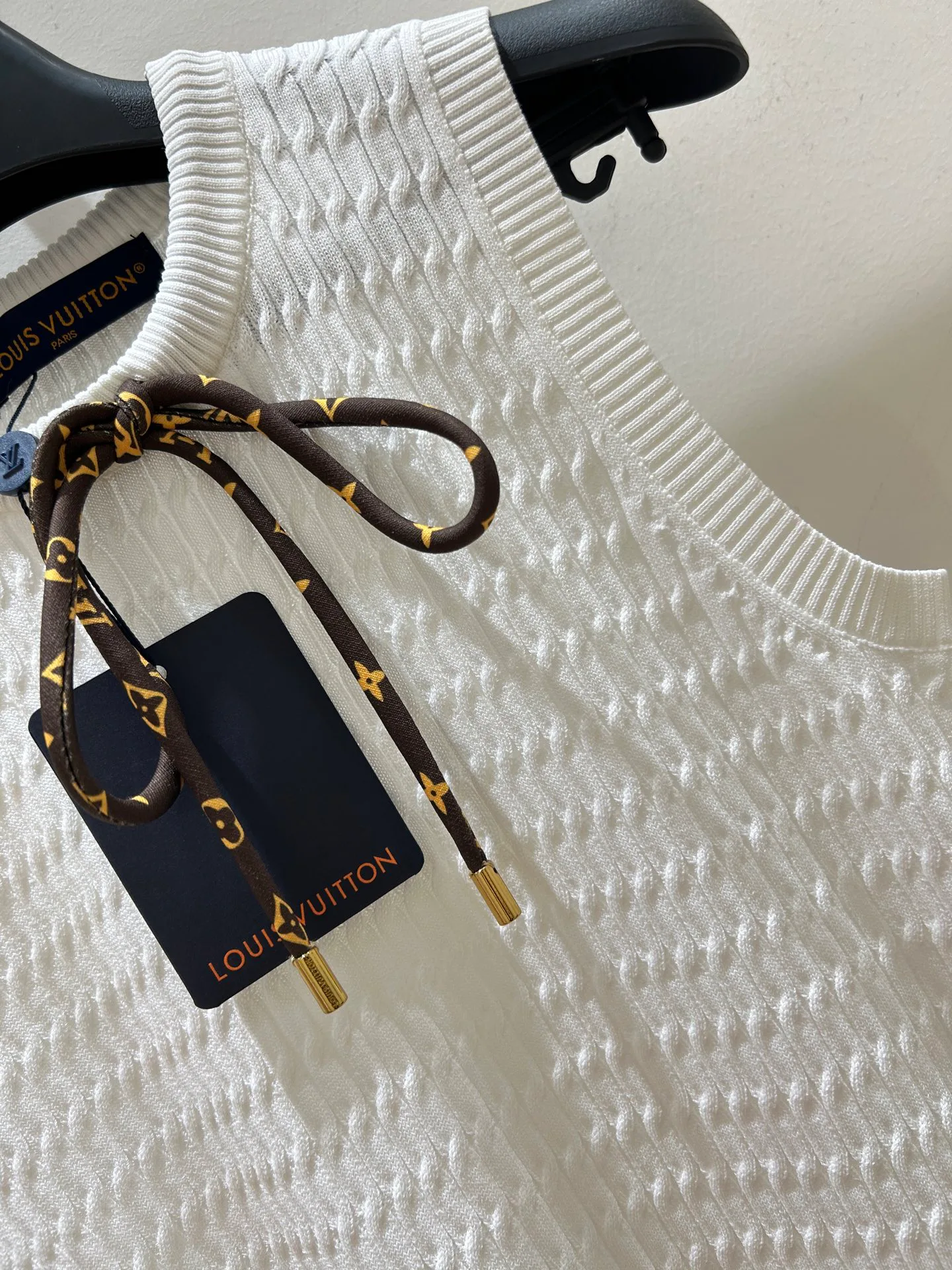 Women's Vests LOUIS VUITTON 18096665