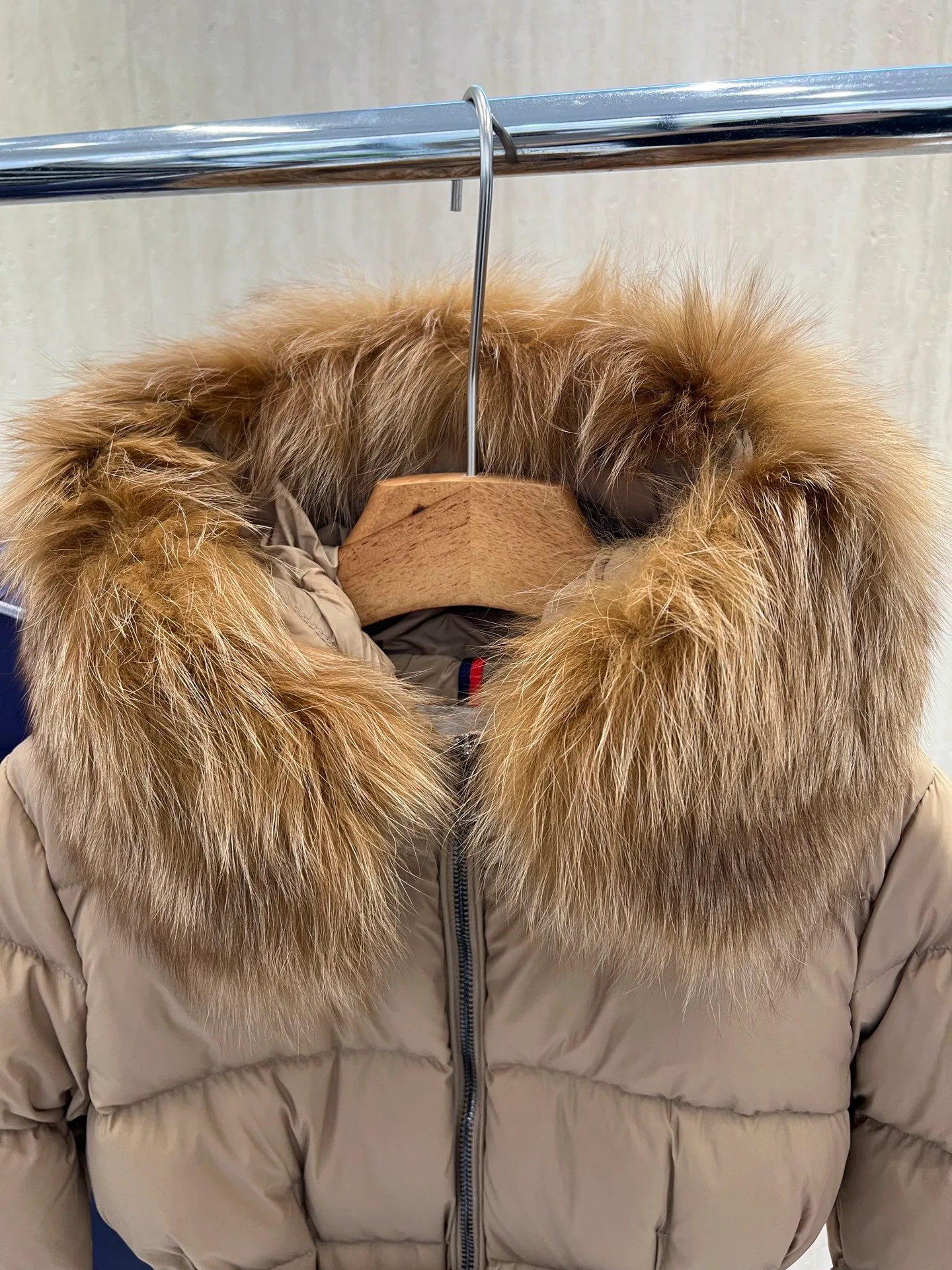 Men's Jackets And Down Jackets MONCLER 18434531