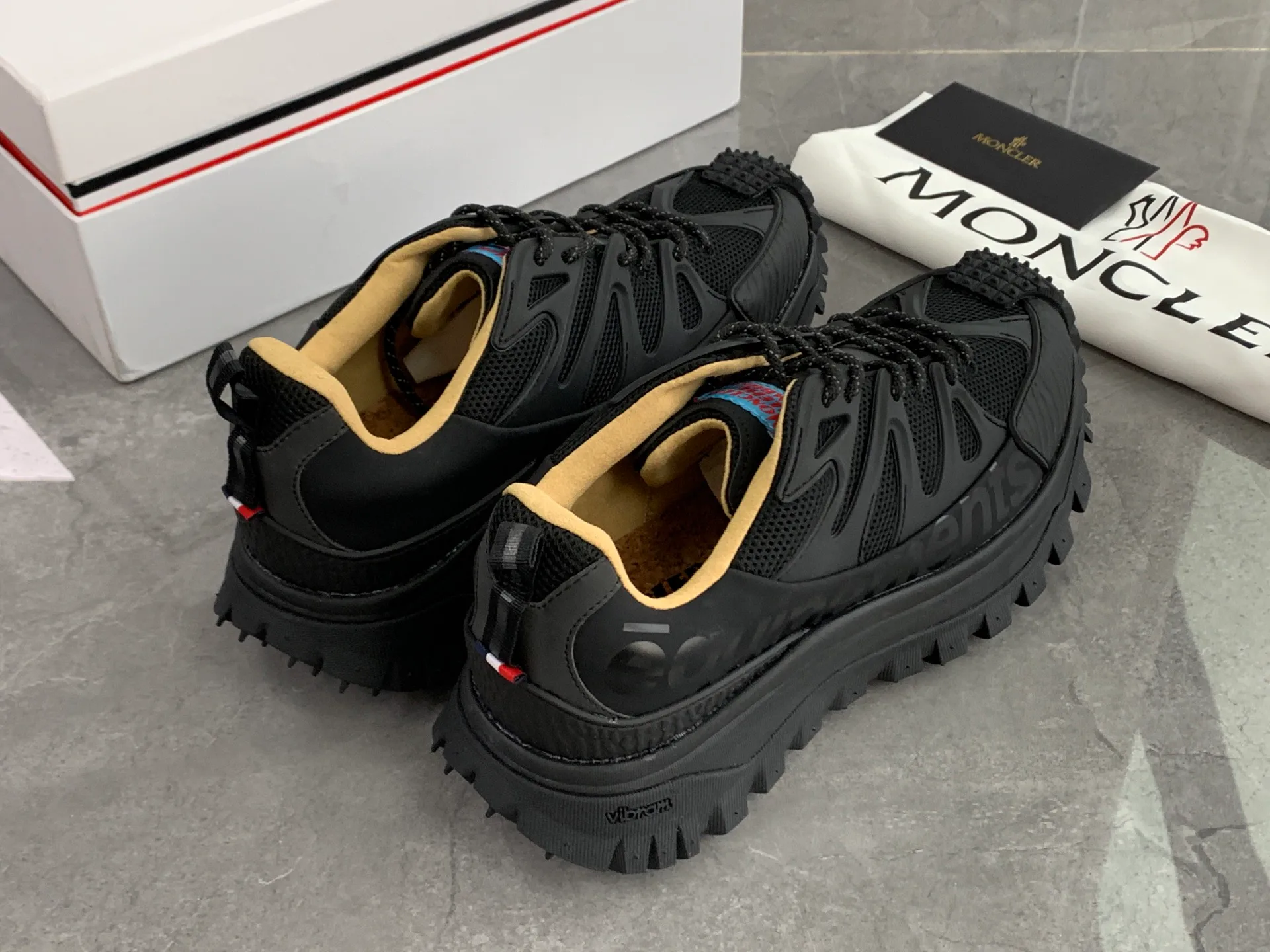 Women's Sneakers MONCLER 17926797