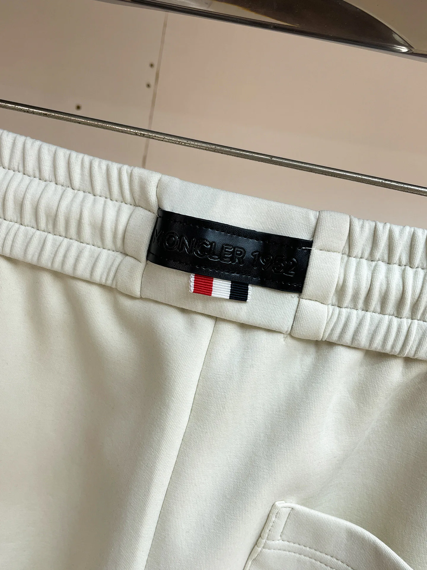 Men's Trousers MONCLER 18499617
