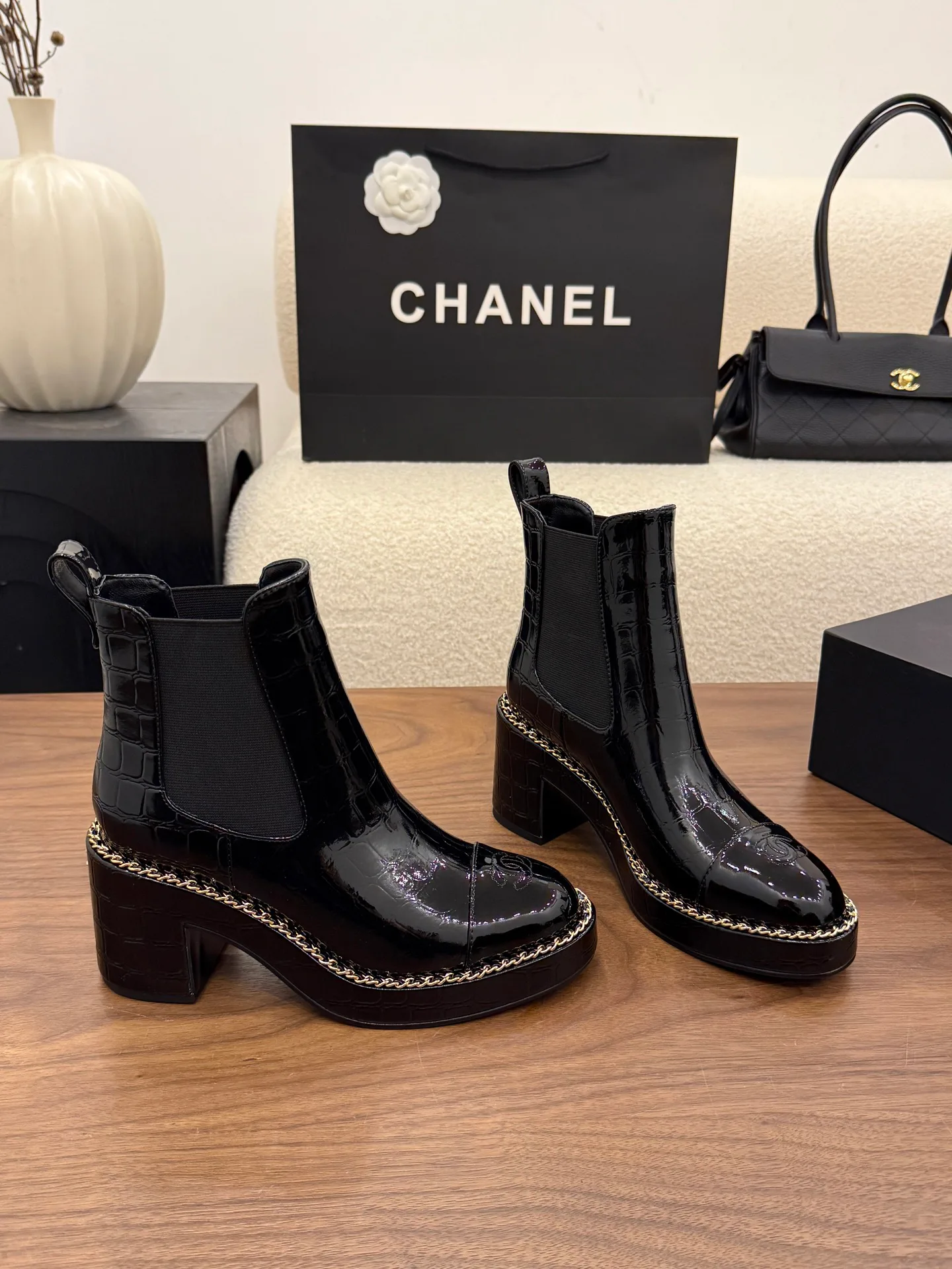 Women's Booties CHANEL 18223505