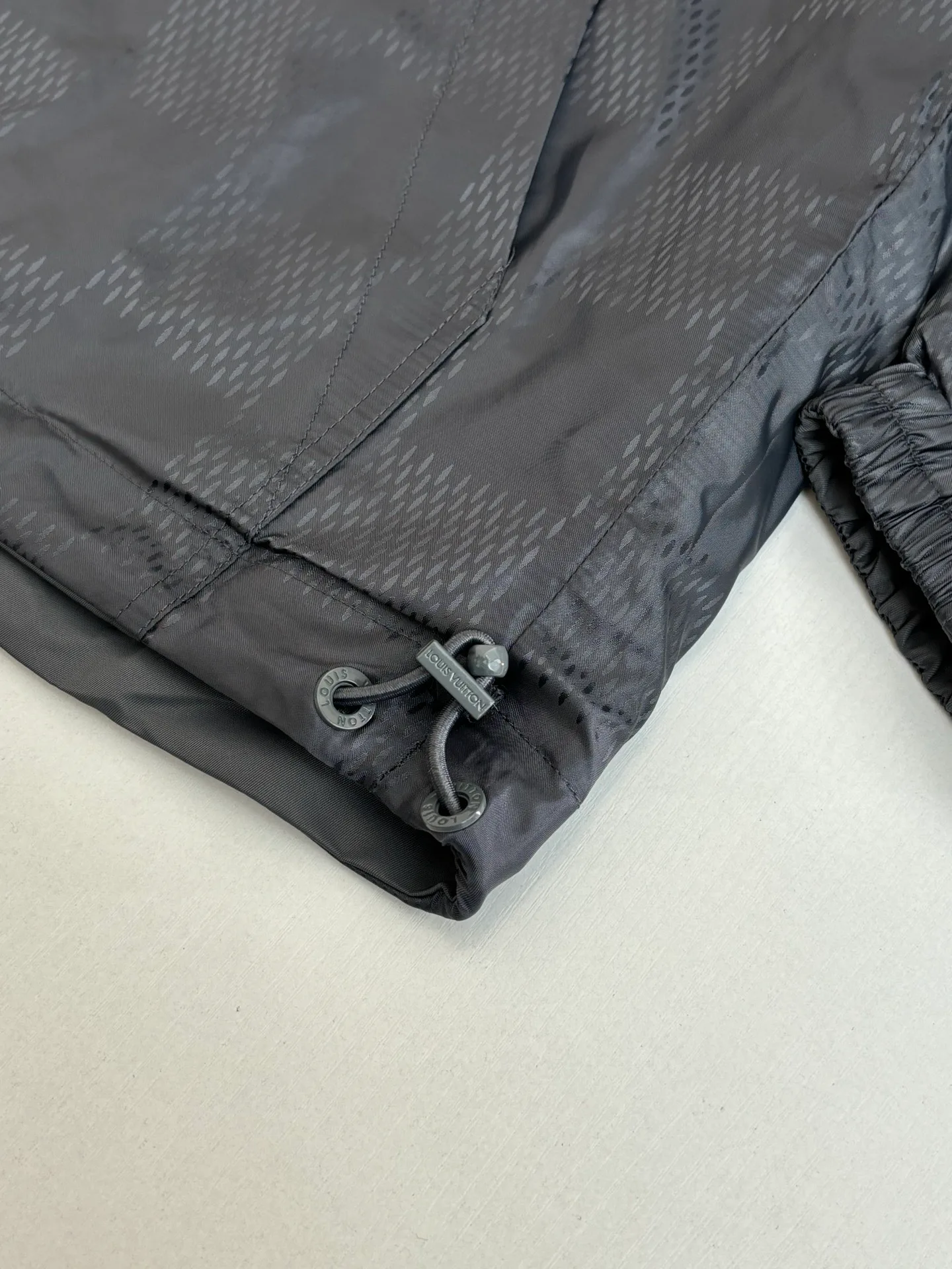 Men's Jackets And Down Jackets LOUIS VUITTON 18179357