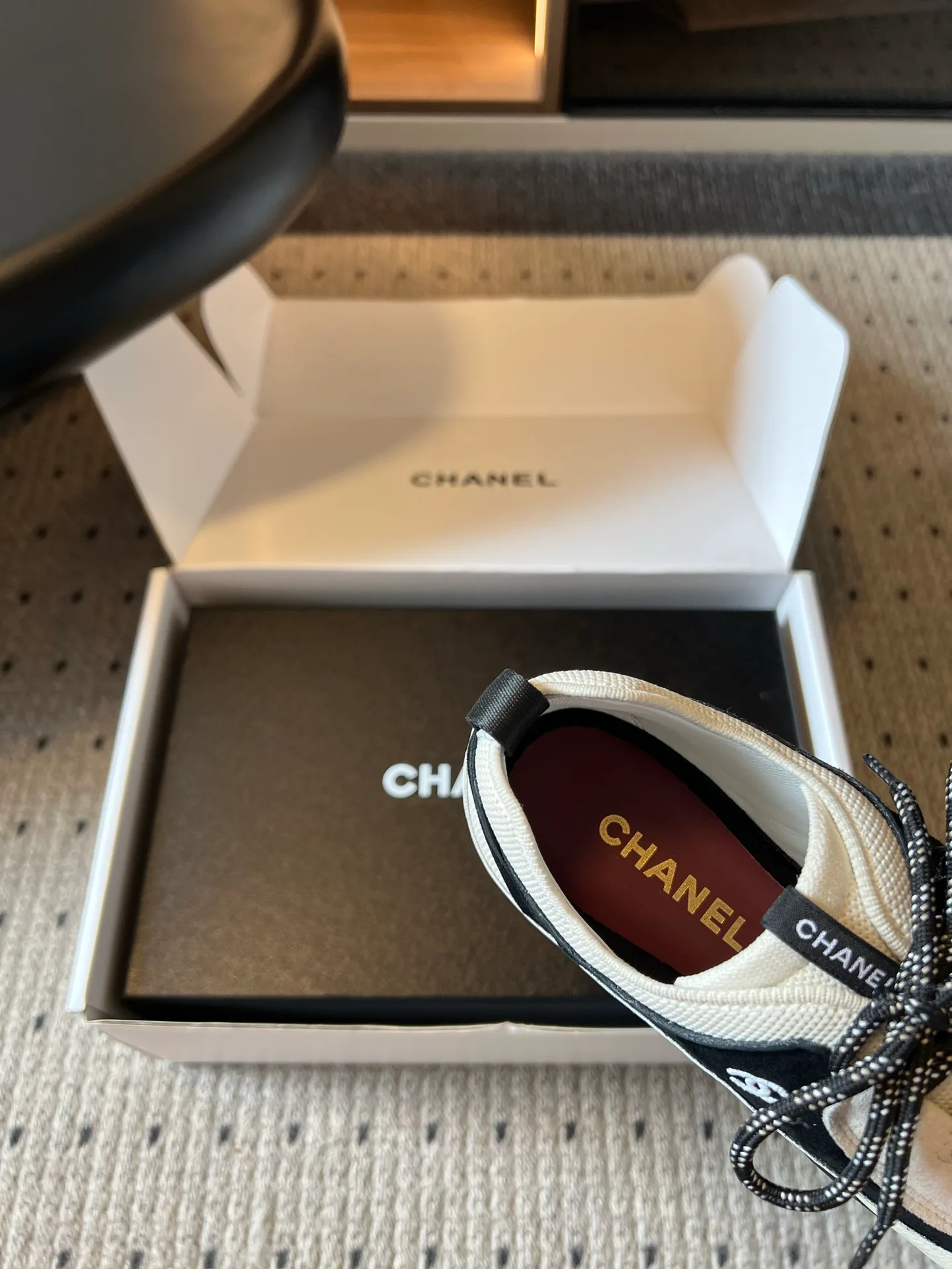 Women's Sneakers CHANEL 17419359