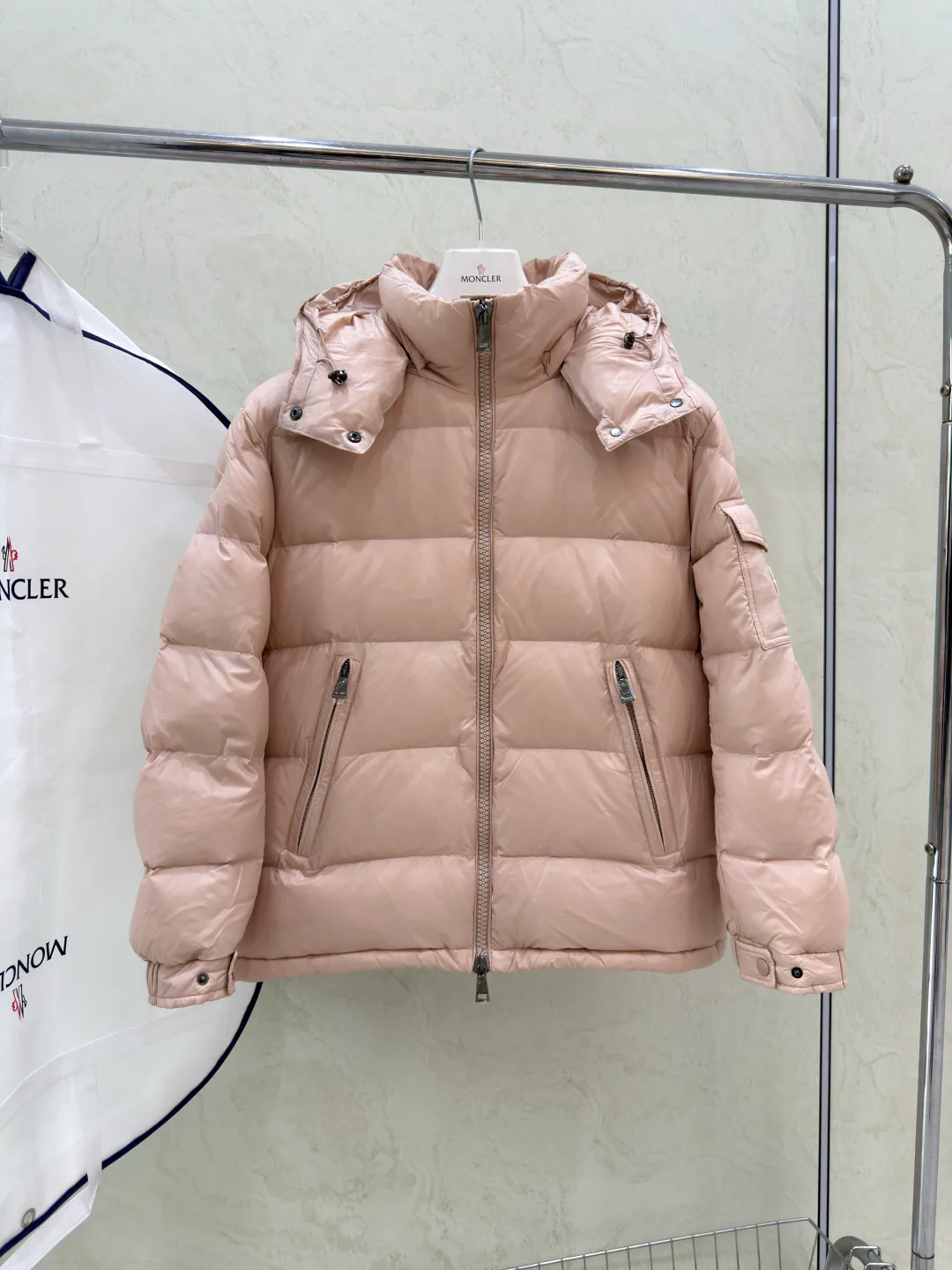 Men's Jackets And Down Jackets MONCLER 18383100