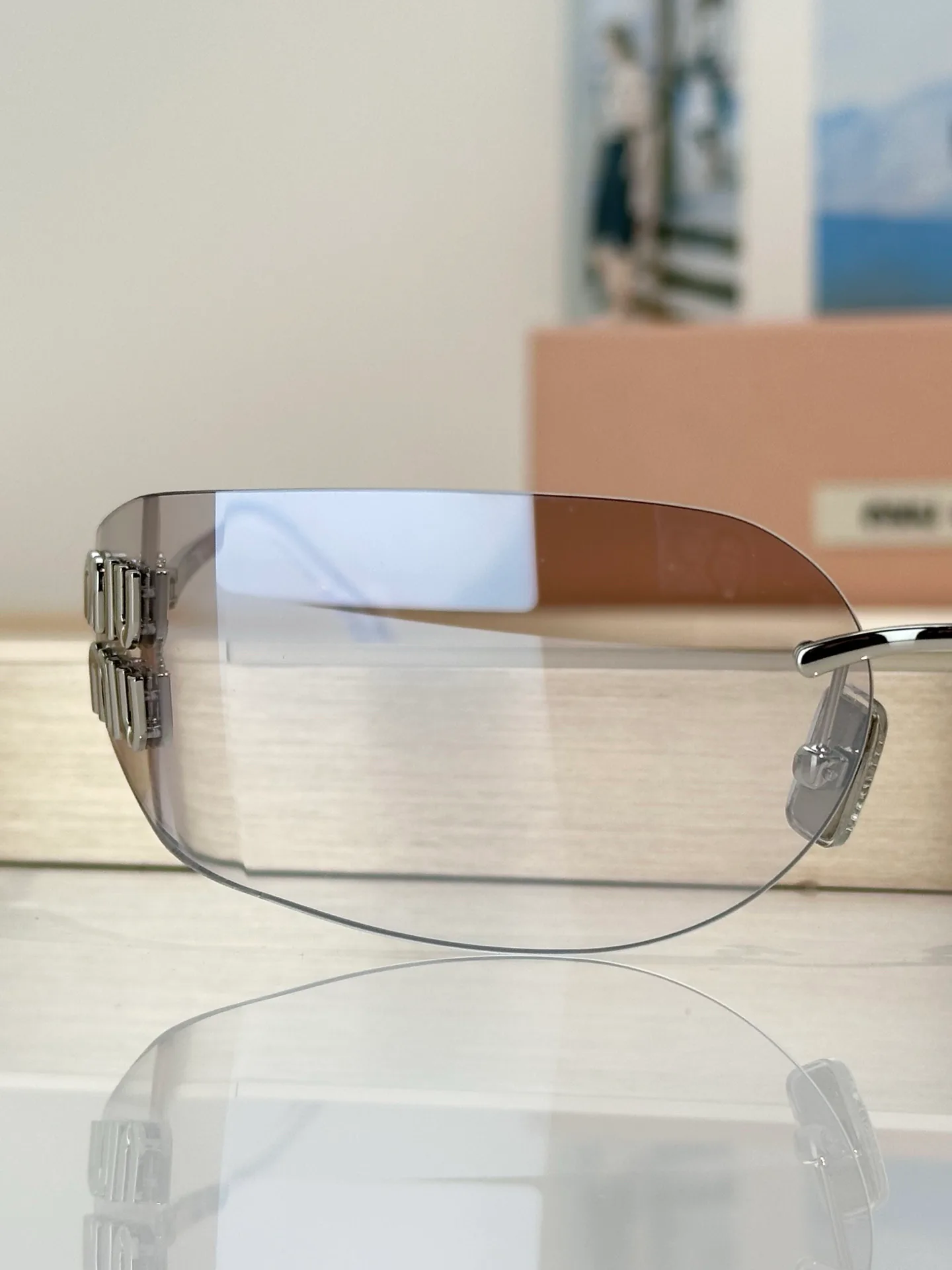 Glasses MIU MIU 18095019