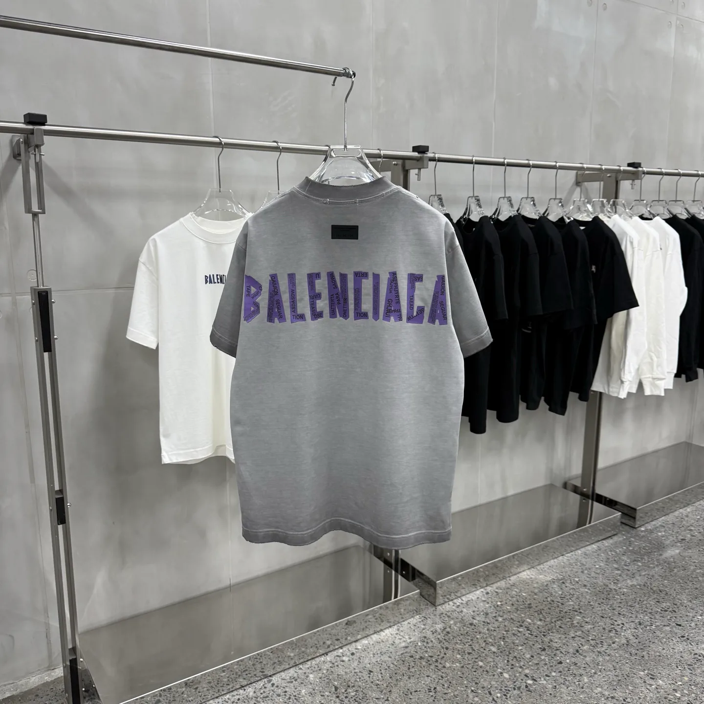 Men's T-Shirts BALENCIAGA 17881219