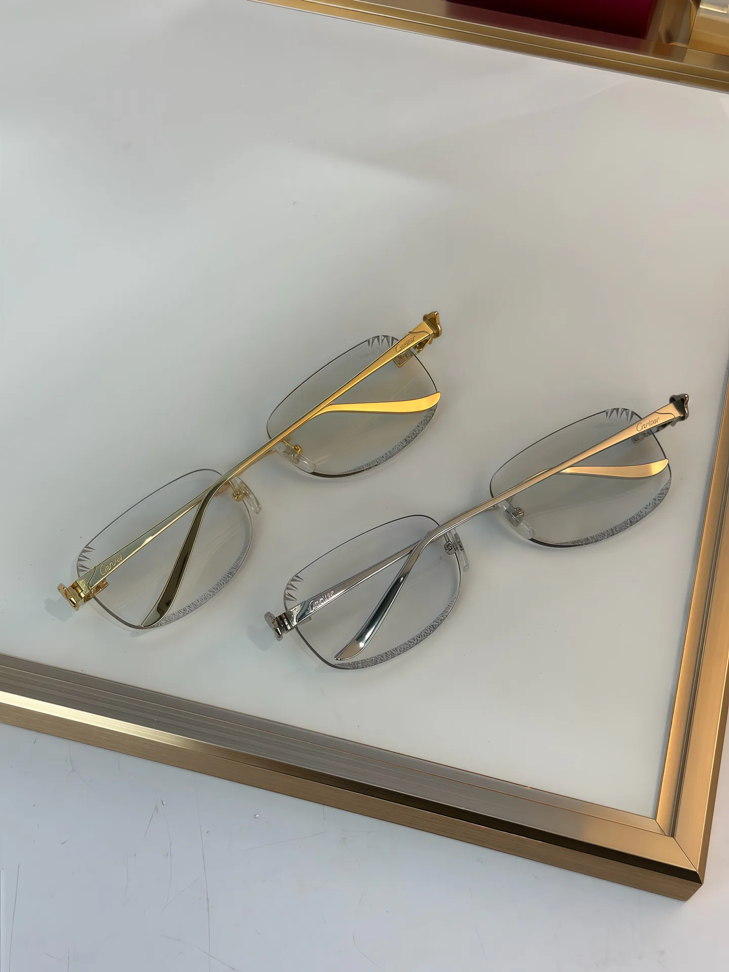 Glasses CARTIER 18060099