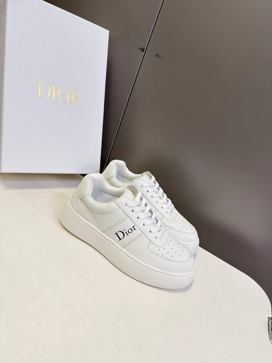 Women's Sneakers CHRISTIAN DIOR 17806381