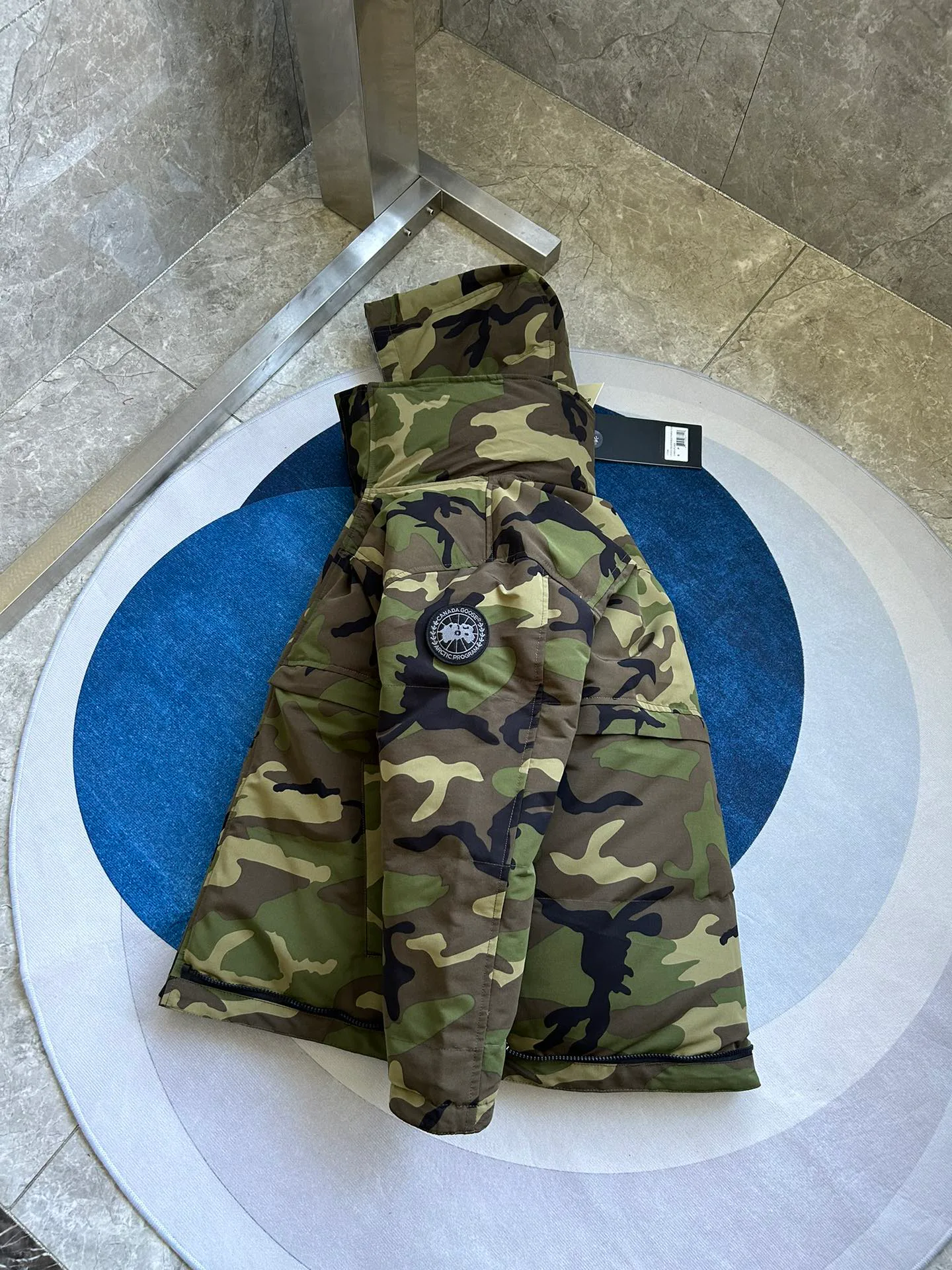 Women's Jackets And Down Jackets CANADA GOOSE 17854554