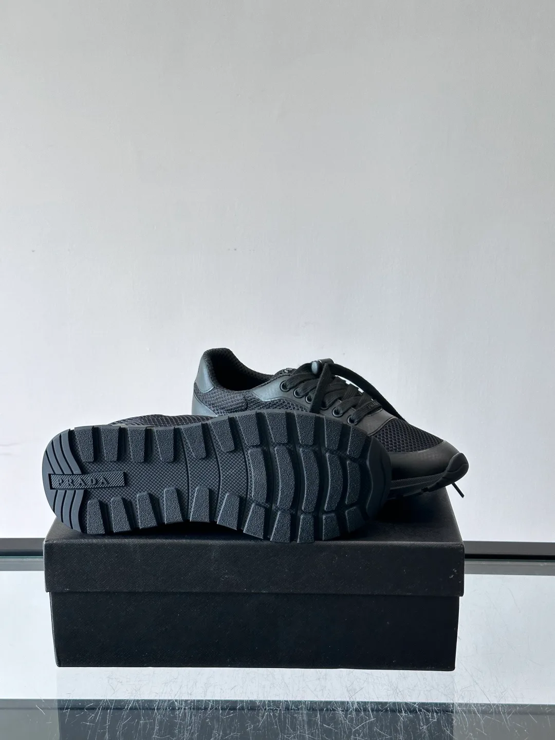 Men's Sneakers PRADA 17646152