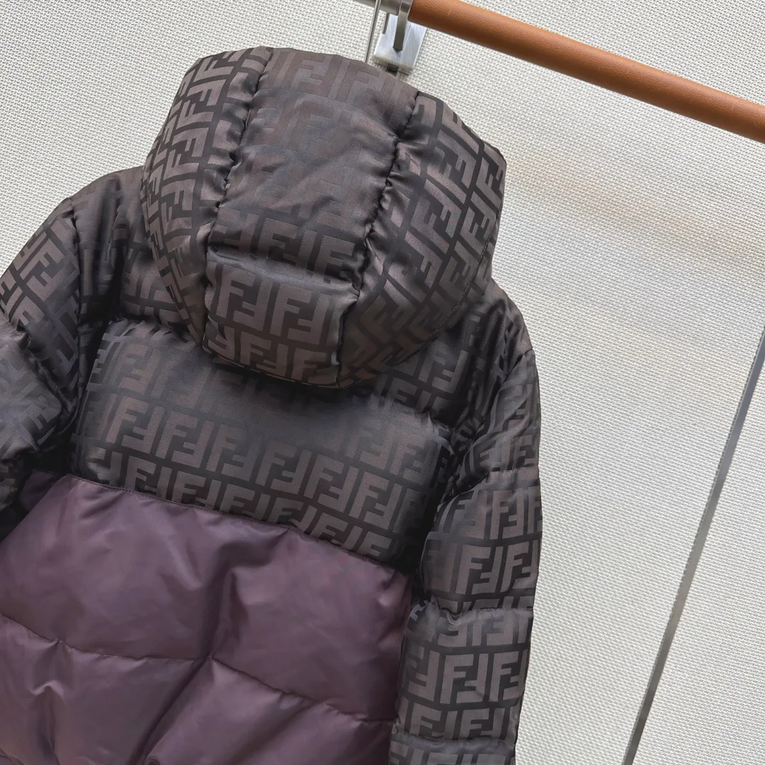 Women's Jackets And Down Jackets FENDI 18279065