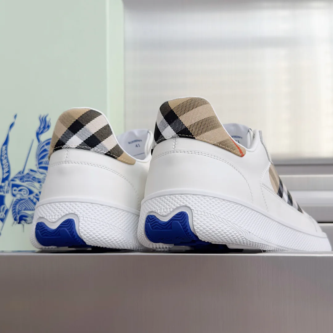 Women's Sneakers BURBERRY 17810103