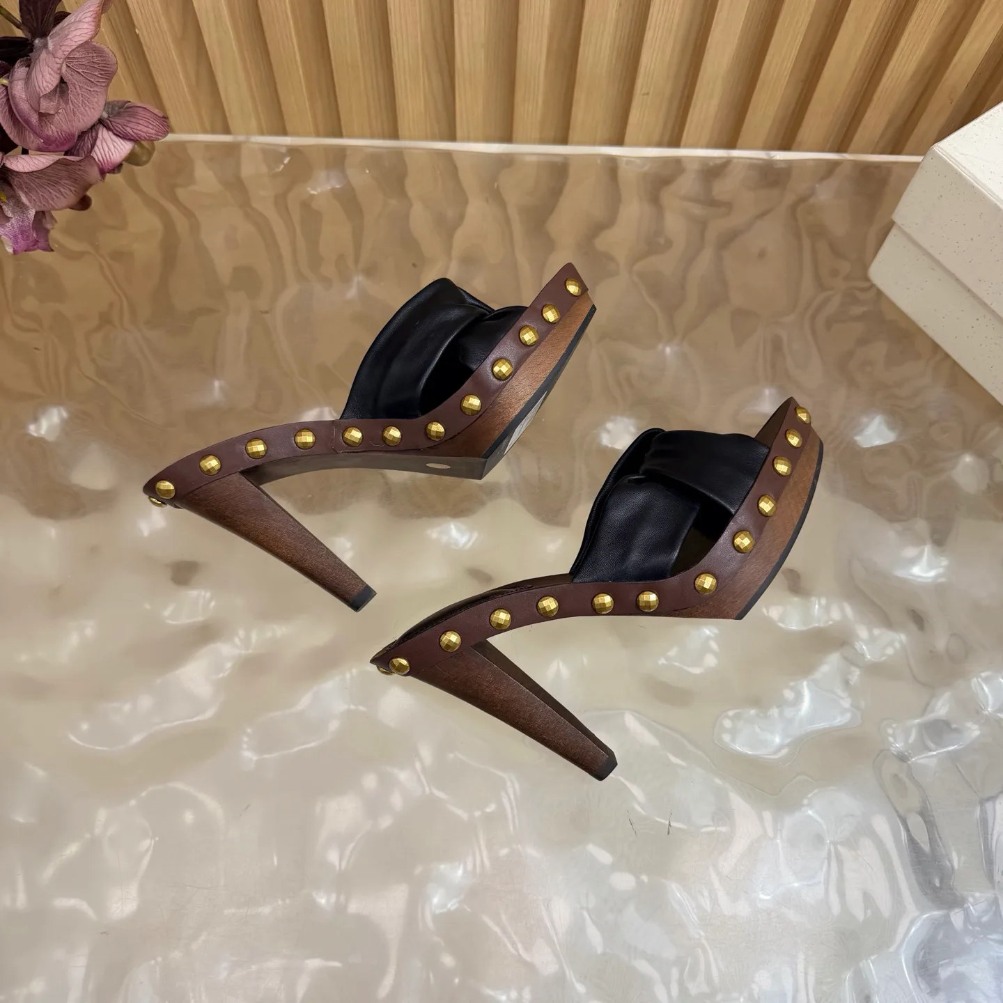 Women's Open-Toe Sandals SAINT LAURENT 17816903