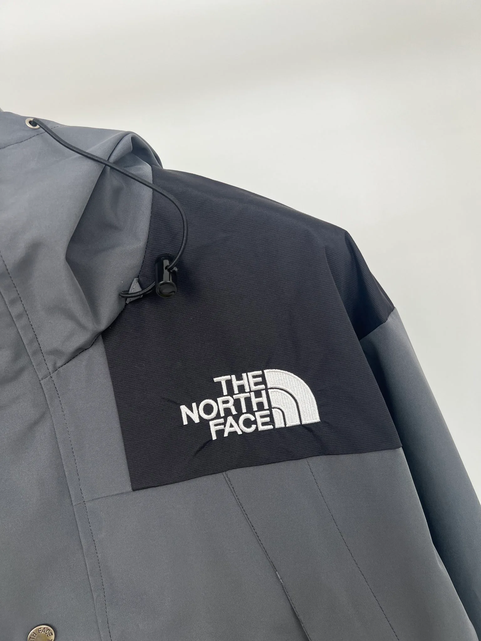 Women's Jackets And Down Jackets THE NORTH FACE 18416093