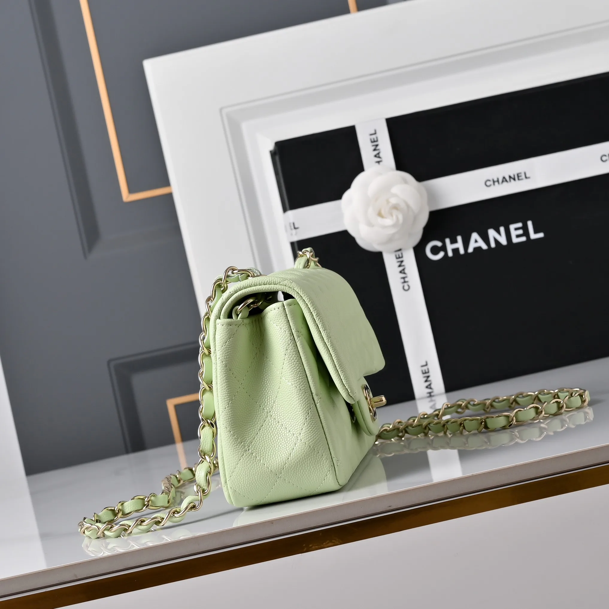 Women's Classic Handbags CHANEL 18147802