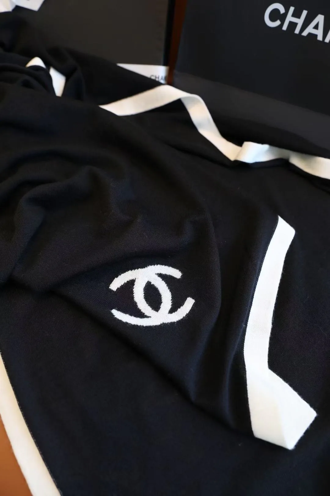 Scarves CHANEL 18127779