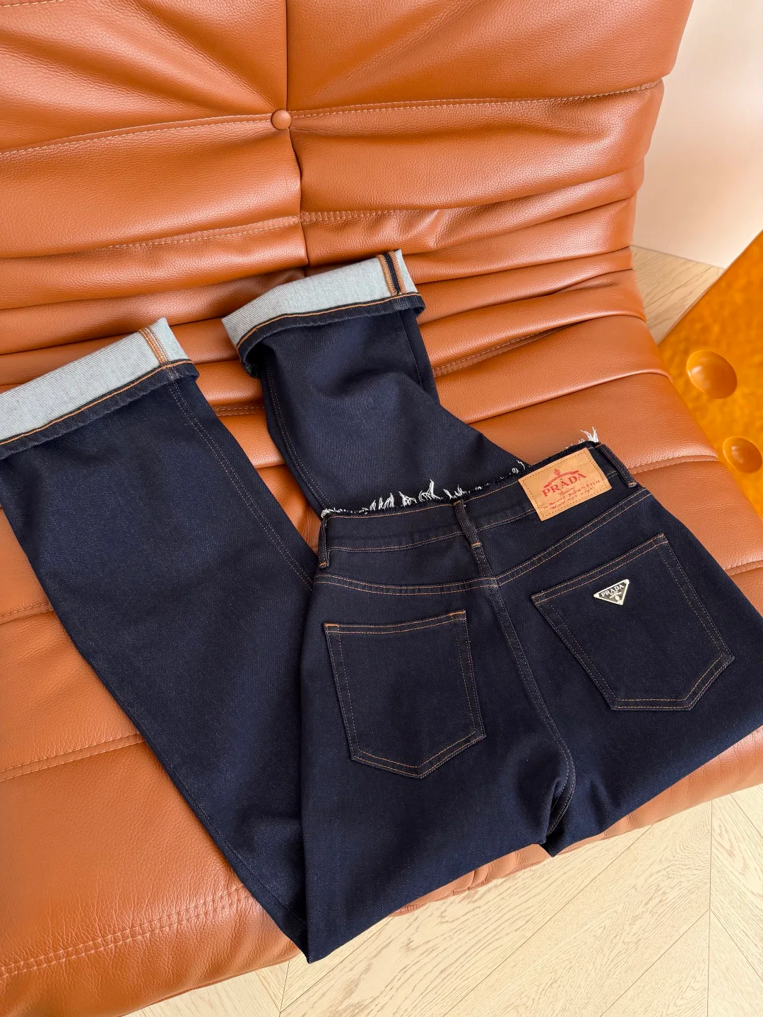Джинсы Женские Prada 18678333