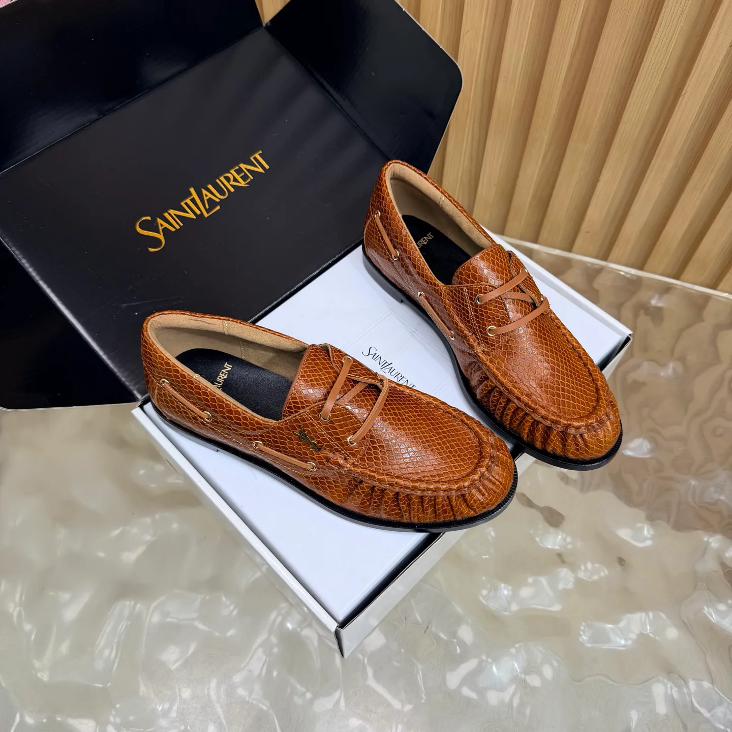 Women's Loafers And Moccasins SAINT LAURENT 17816824