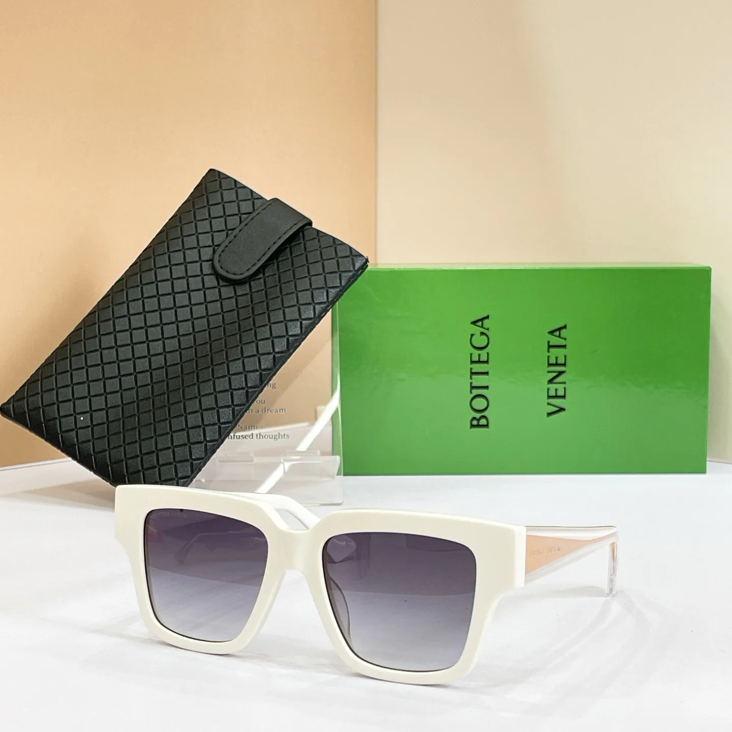 Glasses BOTTEGA VENETA 17495963
